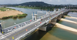 Chính thức thông xe cây cầu thứ 7 bắc qua dòng sông huyền thoại lớn nhất tỉnh Quảng Ngãi