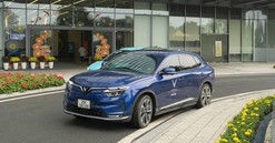 Mua VinFast VF 8 chơi Tết, du xuân, nhận cơ hội “mua xe - trúng xe” 