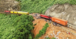 Đường sắt qua đèo đẹp nhất Việt Nam chính thức thông tuyến trở lại