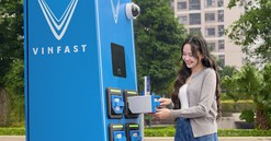 VinFast Viper gây bão với cộng cộng đồng mê xe khi chính thức mở cọc sớm