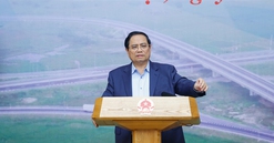 Thủ tướng: Cả nước đã hoàn thành 3.345km cao tốc, vượt mục tiêu đề ra