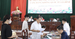 Người dân xếp hàng nhận tiền thưởng GPMB đại dự án 200.000 tỷ lớn bậc nhất Việt Nam