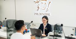 Prudential lãi lớn gần 5.000 tỷ đồng, bảo hiểm vẫn chưa “thoát đáy”