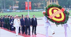 Lãnh đạo Đảng, Nhà nước vào Lăng viếng Chủ tịch Hồ Chí Minh