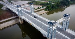 Lần đầu tiên Việt Nam xây dựng cây cầu có tháp vọng cảnh: Kiến trúc đậm chất làng quê Bắc Bộ, nằm trên tuyến đường nghìn tỷ