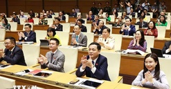 Hôm nay, Quốc hội khóa XVI bàn về kế hoạch tài chính quốc gia, vay và trả nợ công