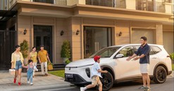 Gia đình ba thế hệ nhận xét về VinFast VF MPV 7: Rộng rãi, tiện nghi, ngồi hàng ghế thứ ba vẫn thoải mái