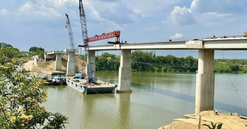 Chỉ vài tháng nữa, chính thức thông xe cầu phục vụ thủy điện lớn nhất miền Nam, góp phần xóa bỏ bến phà hoạt động nhiều năm
