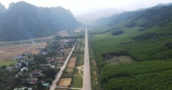 Việt Nam có một sân bay dã chiến nằm ẩn mình giữa dãy Trường Sơn, chỉ xuất kích một trận nhưng đi vào lịch sử