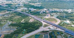 Thành phố lớn nhất Việt Nam đề xuất mở rộng thêm 2 tuyến cao tốc Bắc - Nam phía Đông