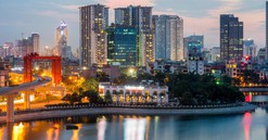Cơ hội và thách thức đan xen: Dòng vốn lớn cùng áp lực thanh khoản tái định hình thị trường địa ốc