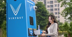 Tủ đổi pin khắp nơi, hậu mãi 5 sao, người Việt tự tin đổi sang xe điện