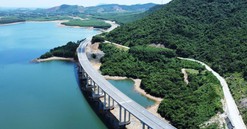 Chỉ 5 năm nữa, Việt Nam sẽ hoàn thành toàn bộ việc mở rộng trục cao tốc huyết mạch Bắc - Nam