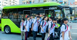 Quảng Ninh triển khai xe bus điện miễn phí đưa đón học sinh đến trường