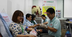 “Trao yêu thương - Gieo sự sống" cùng ngày hội hiến máu FE Credit