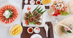 “Đột nhập” nhà hàng hải sản mới toanh siêu hút khách ở Sầm Sơn