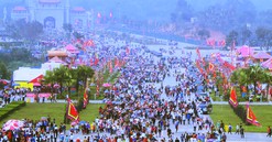 Bắn pháo hoa chào mừng dịp Giỗ Tổ Hùng Vương - Lễ hội Đền Hùng 2019