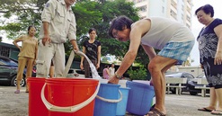 Hà Nội: Mực nước Sông Đà xuống rất thấp, nguy cơ thiếu nước sạch