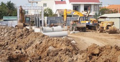 Long An: Xây dựng hạ tầng, chuyển nhượng hàng ngàn lô nền khi chưa được cấp phép xây dựng