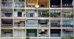 TP.HCM: Tháo dỡ 5 chung cư tại quận Tân Bình