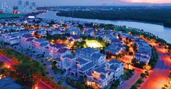 Tiền tiếp tục đổ vào bất động sản TP.HCM