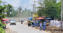 Bất động sản TP.HCM "nóng" với hàng loạt dự án mới, cẩn trọng với những chiêu trò, thủ đoạn trong giao dịch