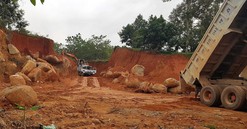 Lâm Đồng: Báo động tình trạng khai thác đất trái phép