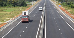 Phát hiện nhiều vị trí lún đầu cầu trên đường cao tốc Đà Nẵng – Quảng Ngãi