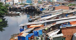 TP. HCM: Nghiêm cấm lấn chiếm, sử dụng đất hành lang bờ sông, suối, kênh, suối, kênh