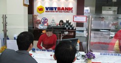 Làm ăn kém, vì sao cổ phần PGBank “mê hoặc” VietAbank?