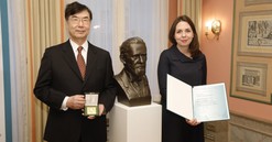 Người đầu tiên trên thế giới tìm ra tế bào “T điều hòa” sẽ có bài phát biểu đặc biệt tại VinFuture 2023