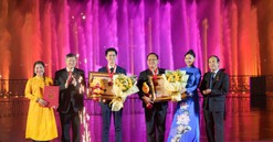 Van Phuc Group xác lập 2 kỷ lục tại Lễ khánh thành quảng trường nhạc nước lớn nhất Việt Nam