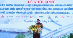 Thủ tướng: Sân bay Long Thành và Tân Sơn Nhất sẽ tạo động lực tăng trưởng mới