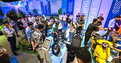 Triển lãm xe điện VinFast hot nhất năm đổ bộ “Thành phố hoa phượng đỏ”