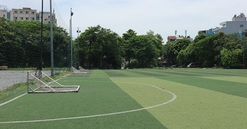 Hà Nội: Tháo dỡ một số hạng mục vi phạm xây dựng ở công viên Tuổi Trẻ