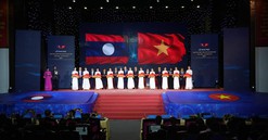 Khai mạc Ngày hội thắm tình hữu nghị đặc biệt Việt Nam - Lào năm 2023