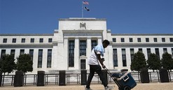 Fed hạ lãi suất có thể báo hiệu kinh tế tăng trưởng chậm lại