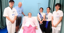 Nữ bệnh nhân quốc tịch Pháp viết tâm thư, cảm ơn Bệnh viện Trung ương Huế