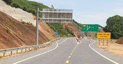 Chốt phương án khai thác đường Hồ Chí Minh, đoạn La Sơn - Túy Loan