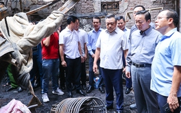 Khẩn trương chăm sóc, hỗ trợ tối đa người bị nạn trong vụ cháy nhà trọ ở Hà Nội