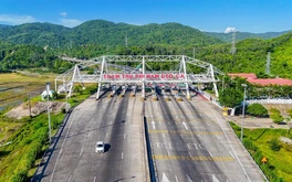 Đèo Cả miễn phí toàn bộ xe chở hàng cứu trợ bão lũ qua 21 trạm