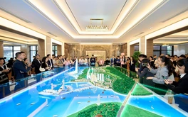 Mục sở thị căn hộ mẫu hướng vịnh Hạ Long vừa khai trương của Sun Group