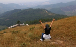 Đỉnh Phượng Hoàng - Vẻ đẹp hoang sơ lặng lẽ giữa non thiêng Quảng Ninh