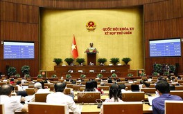 Ngày 19/5, Quốc hội thảo luận chủ trương đầu tư xây dựng 2 dự án đường bộ cao tốc