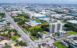 Doanh nhân đầu tiên tại Việt Nam livestream bán nhà: Người trẻ lương 20-30 triệu/tháng không thể mua nổi căn nhà 5-7 tỷ