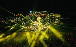 Gần 5 vạn người hội tụ về T&T City Millennia trải nghiệm 2 công trình kỷ lục quốc gia và đại nhạc hội