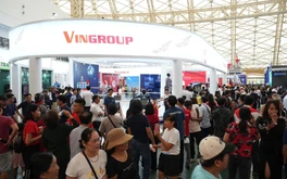 Hơn 230.000 khách đến VEC ngày khai mạc Triển lãm thành tựu đất nước: “Bằng chứng sống” cho tiềm năng sinh lời của Boutique Gate