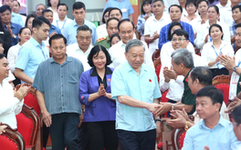 Tổng Bí thư Tô Lâm tiếp xúc cử tri 9 xã (Hà Nội) trước Kỳ họp thứ 10, Quốc hội khóa XV