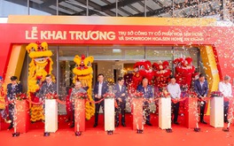 Hoa Sen ra mắt tân binh bán lẻ vật liệu xây dựng, nội thất: Chủ tịch Lê Phước Vũ và tỷ phú Trần Bá Dương cùng xuất hiện