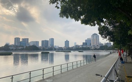 Sau hơn 1 năm cải tạo, hồ Hoàng Cầu dần lộ diện không gian mới